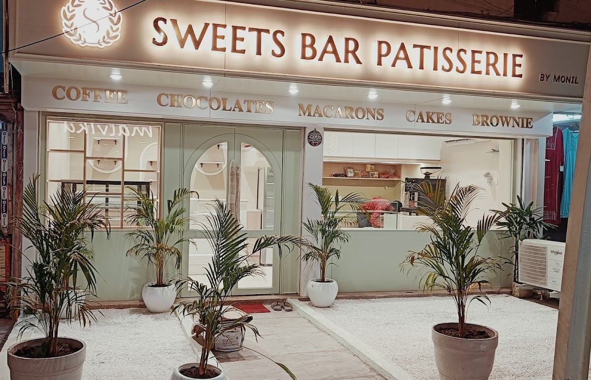 Sweets Bar Patisserie shopfront on Birla Mandir Road